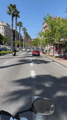 Motorcyclist records sunny afternoon ride through Barcelona streets