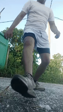 Warm-up and walkaway on a gravel path in Teluk Kenidai