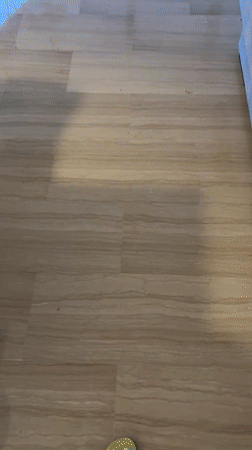 València resident captures balcony view with cityscape backdrop