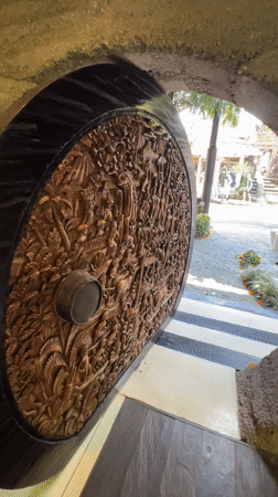 Late-night documentation of traditional Balinese restaurant venue in Ubud