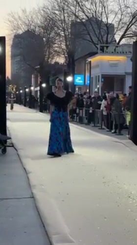 Outdoor fashion show and cultural events held in Beijing's 798 Art Zone