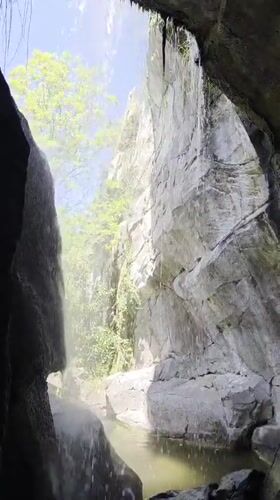 Cave waterfall recorded by witness in Riccione, Italy