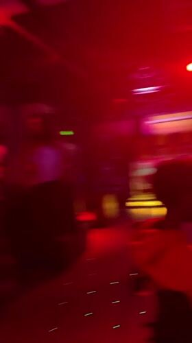 Evening social gathering at Linghe bar with entertainment, hookah