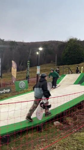Skier demonstrates tricks on artificial surface in Ushuaia