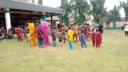 School festival features traditional dance performances and community gathering