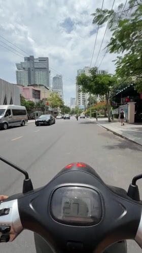 Morning scooter ride and street market stops in Nha Trang