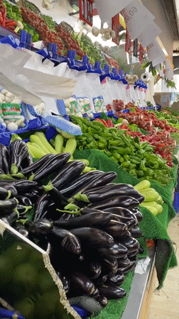 Turkish market scenes captured in Çekmeköy district
