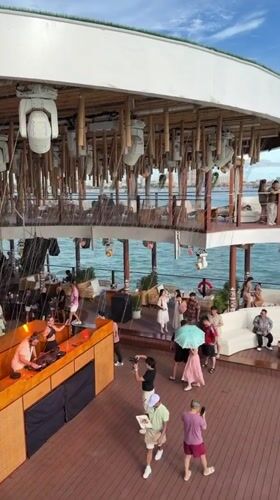 Waterfront DJ venue operates in Pattaya with ocean views