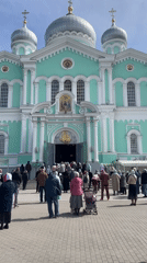Morning crowds gather at Orthodox churches across multiple locations