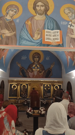 Orthodox congregation gathers for candlelight service in Ko Samui