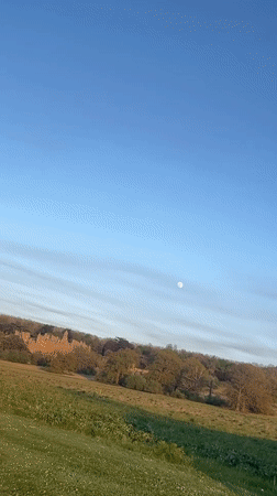 Evening landscape footage captured in South Kesteven at sunset