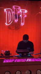 An autumn evening at Strelka: talks, DJ sets, and pressed leaves