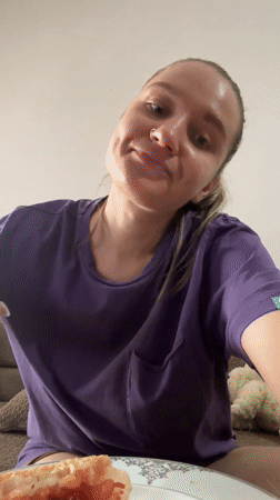 Istanbul woman documents morning self-care and domestic routine