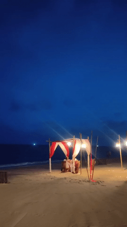 Tourist captures beachside dining and local culture in Baan Lamai