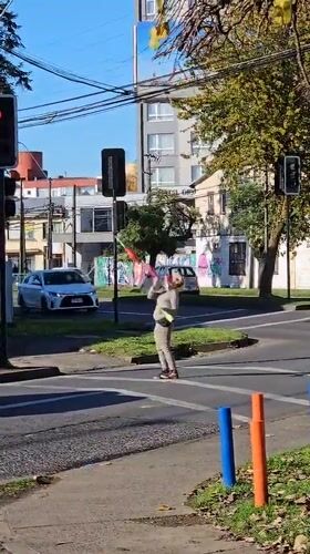 Street scenes documented in Temuco during evening hours