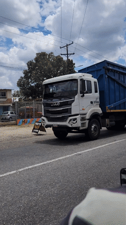 Trucks spotted on Tinaquillo streets during evening hours