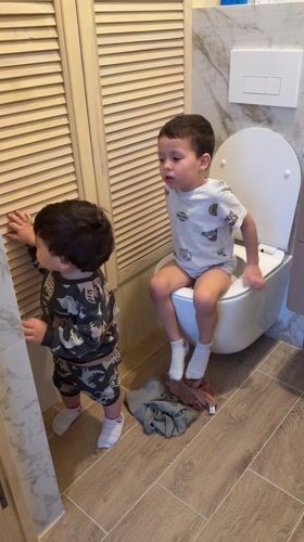 Children's daily activities observed in Chaykovsky homes