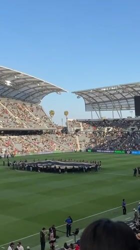 Late-night stadium gathering draws large crowd in Los Angeles
