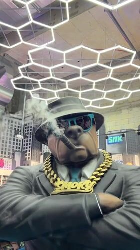 Dog mob boss sculpture spotted in Holon, Israel