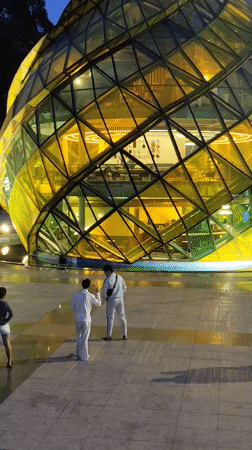 Artichoke-shaped glass building observed in Da Lat, Vietnam