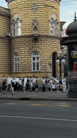 Seven-minute walking tour documents central Belgrade street scenes