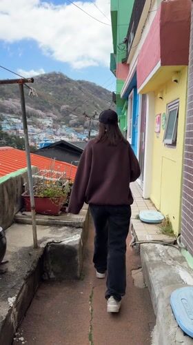 Busan street art and local culture documented by witnesses