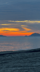 Sunset documented by witnesses along Đà Nẵng coastline, Vietnam