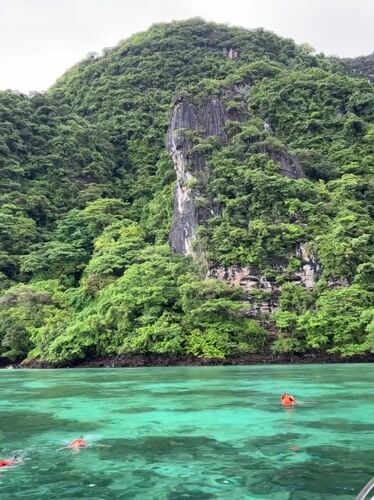 Snorkeling and kayaking around Ao Nang's limestone islands
