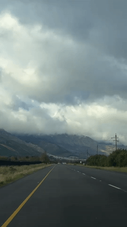 Driver captures routine road travel footage in Stellenbosch