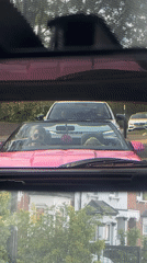 Pink convertible with three occupants spotted in London traffic