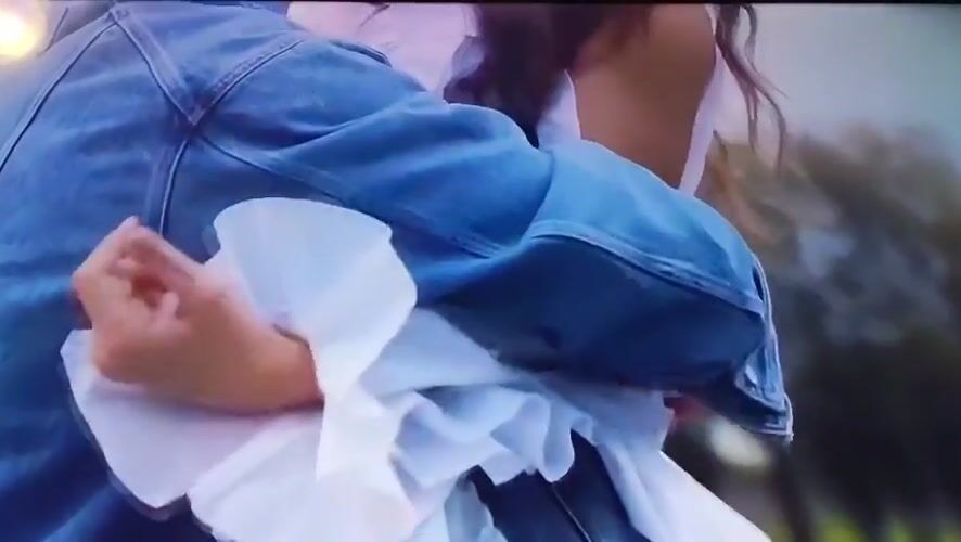 Video captures young woman and man in Nizhnevartovsk