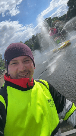 Man takes selfie at decorative fountain in Bietigheim-Bissingen