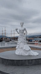 Wedding dress statue observed in Gelendzhik harbor