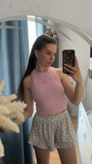 Woman documents daily routine in Klin, Russia over one hour