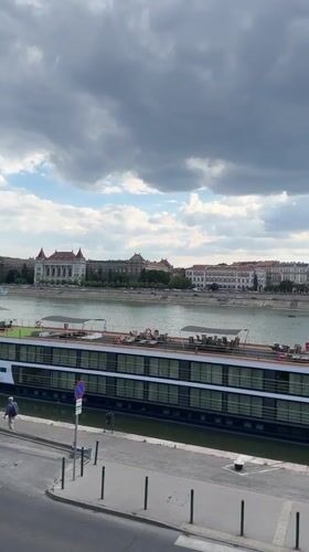 Boats, buses, and the Danube on a Budapest afternoon