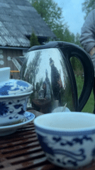 Outdoor tea service documented in Парэчча, Belarus