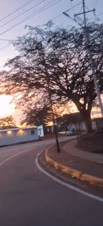 Colorful sunset documented across residential Tinaquillo, Venezuela
