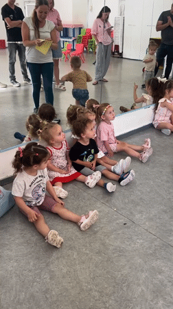 Toddler group play session at a Kiryat Bialik studio