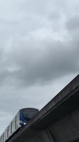 SkyTrain with Bubly Pop advertisement observed in Richmond
