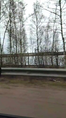 Roadside footage captured in Verkhnyaya Vyazovnya, Russia