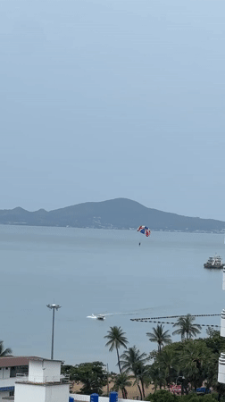 Parasailing activity recorded off Pattaya coast during early morning hours