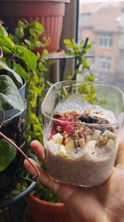 Breakfast moment: overnight oats with fruit in Burgas