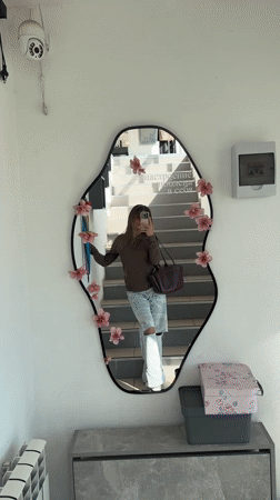 Afternoon out in Chaikovsky: selfies, streets, and traffic