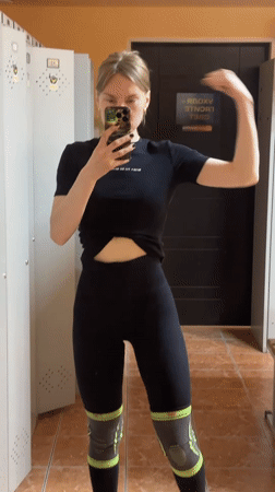 Woman documents workout routine at Blagoveshchensk gym