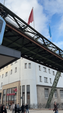 Wuppertal's suspended railway and shopping center captured by witnesses