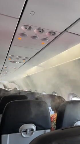 Russian passengers board VietJet flight at Cam Ranh Airport