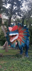 Dinosaur park in Tbilisi with animatronics and statues on display
