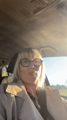 Driver shares playful moment during sunny morning commute