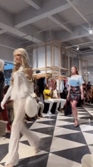 Fashion show held in Kuta boutique features runway models