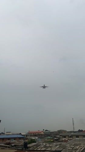Aircraft observed landing approach over Alagba neighborhood, Nigeria